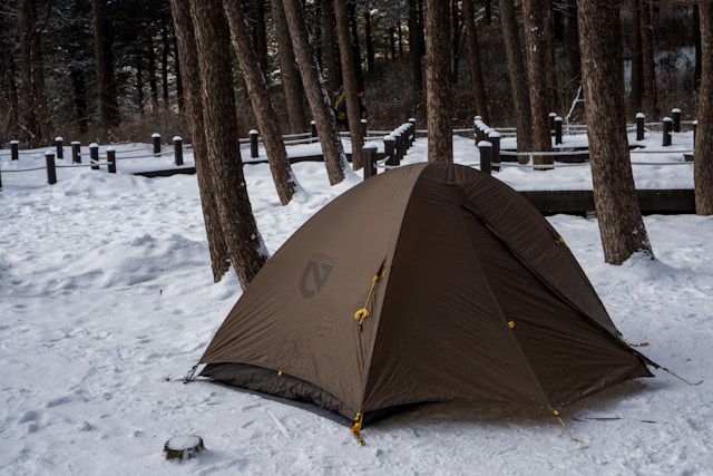 Quels sont les secrets des meilleurs spots de camping en montagne ?